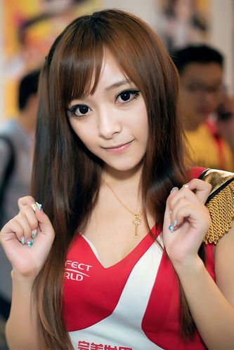 裸身娜可露露羞羞漫画