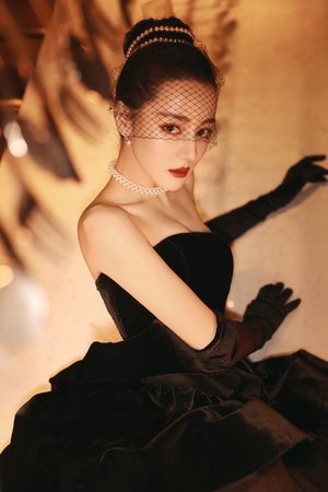 隔壁传来老婆的呻吟